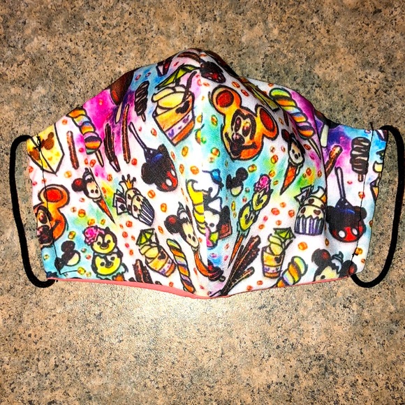 3/15$ Custom Disney snacks print 😷 face-mask - Picture 1 of 5